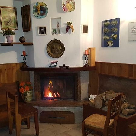 Agriturismo Volpe Golosa Morbegno Extérieur photo